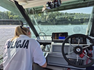policjantka na łódce